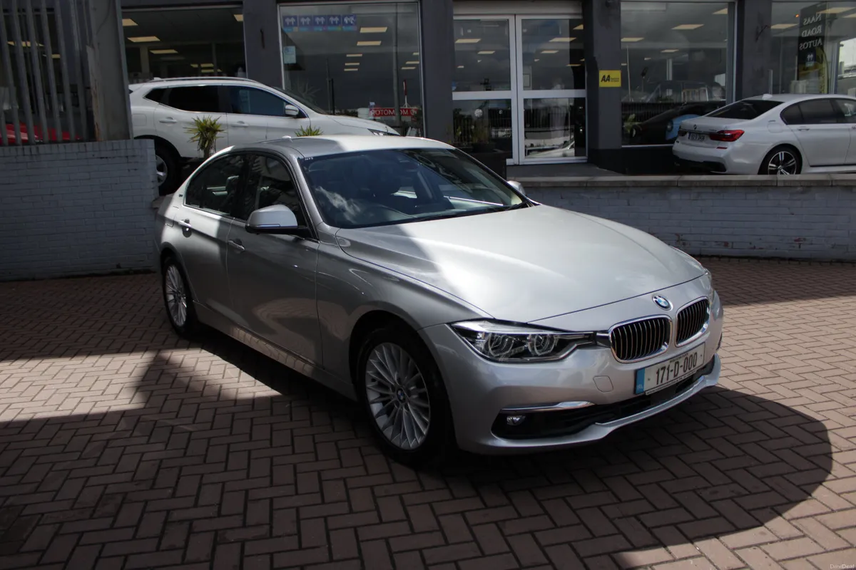 2017 BMW 3-SERIES 330E HYBRID 4DR SALOON AUTO - Image 1