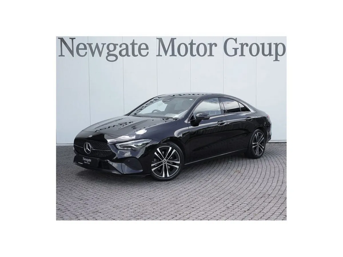 Mercedes-Benz CLA 180 Progressive Line - Image 1