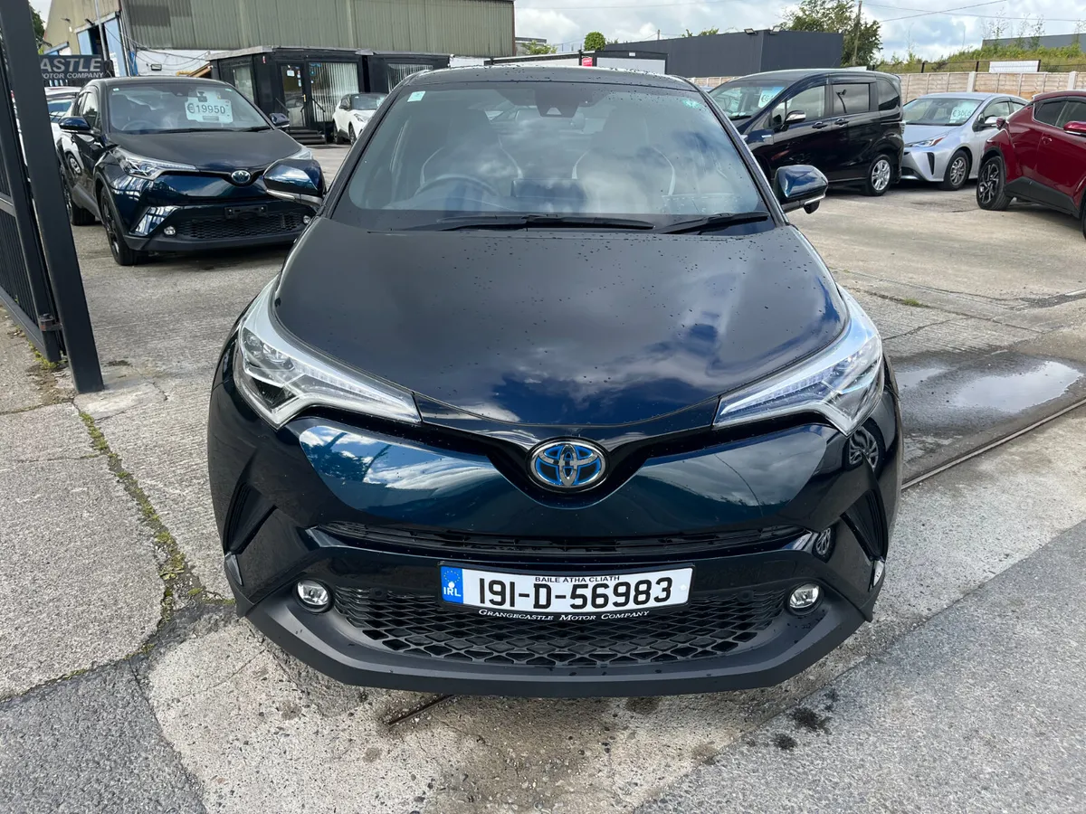 Toyota C-HR 2019,1.8 HYBRID AUTO LOW KMS HIGH SPEC - Image 2