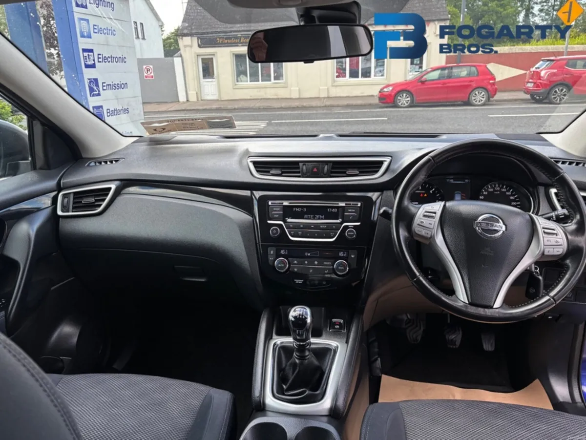 Nissan Qashqai 2015, 1.5 SV E6 4DR - Image 6