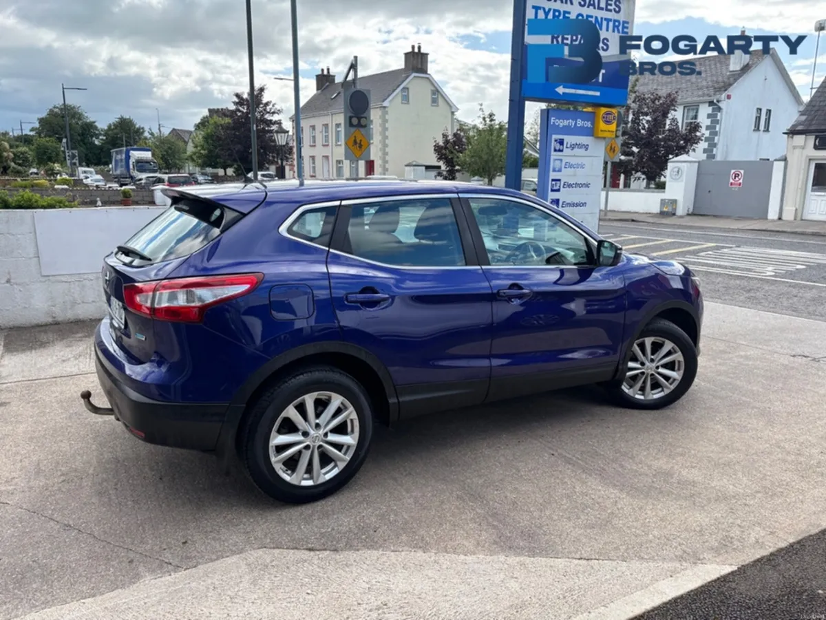 Nissan Qashqai 2015, 1.5 SV E6 4DR - Image 3