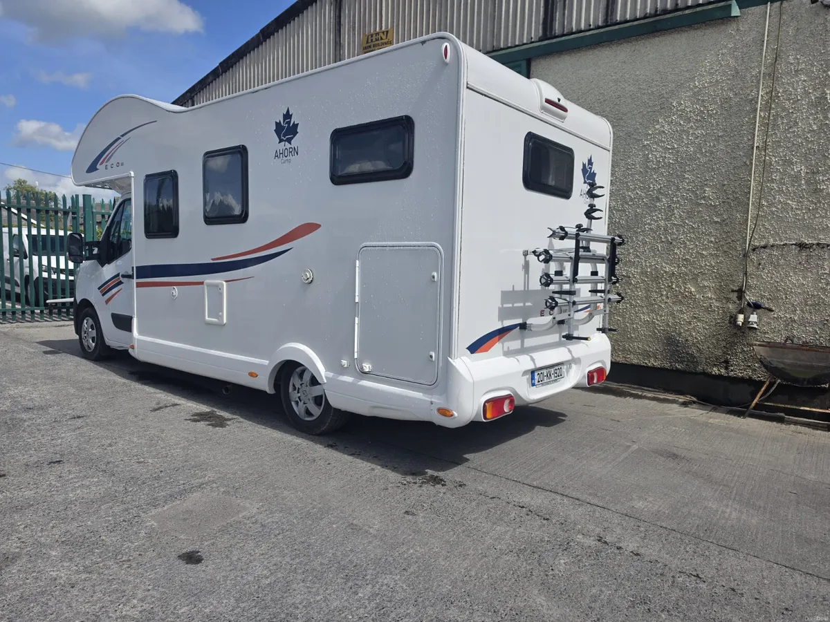 ~Renault Master~2020~(CAMPER) - Image 2