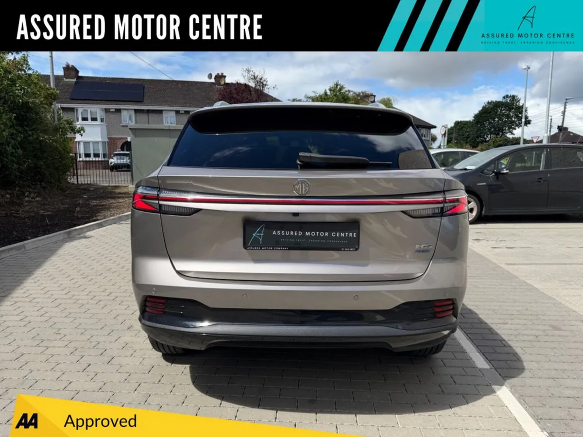 2025 MG HS EXCLUSIVE PHEV 24.7 kWh - Image 4