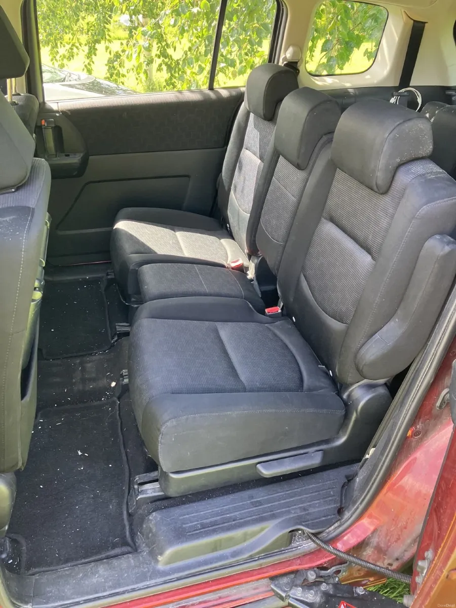Mazda Mazda5 2008 - Image 3