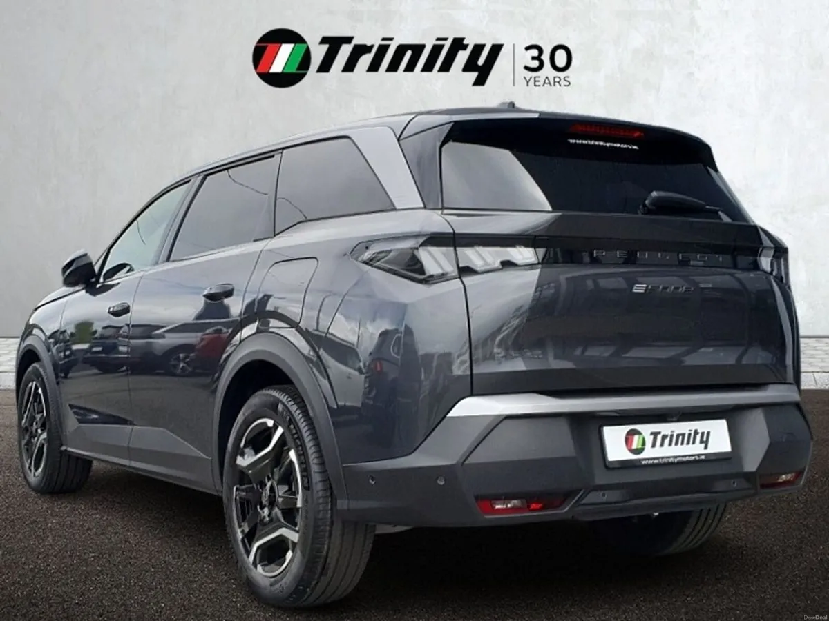 Peugeot 5008 ** 360 VISION ** 73KWH ALLURE ** TRIN - Image 3