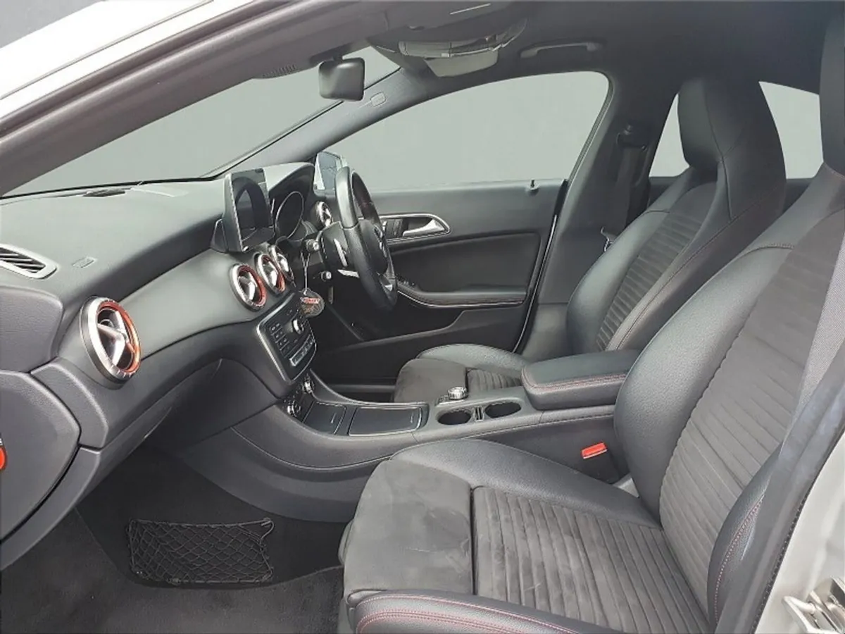 Mercedes-Benz CLA AMG PACK** HIGH SPEC ** 180 CLA - Image 6