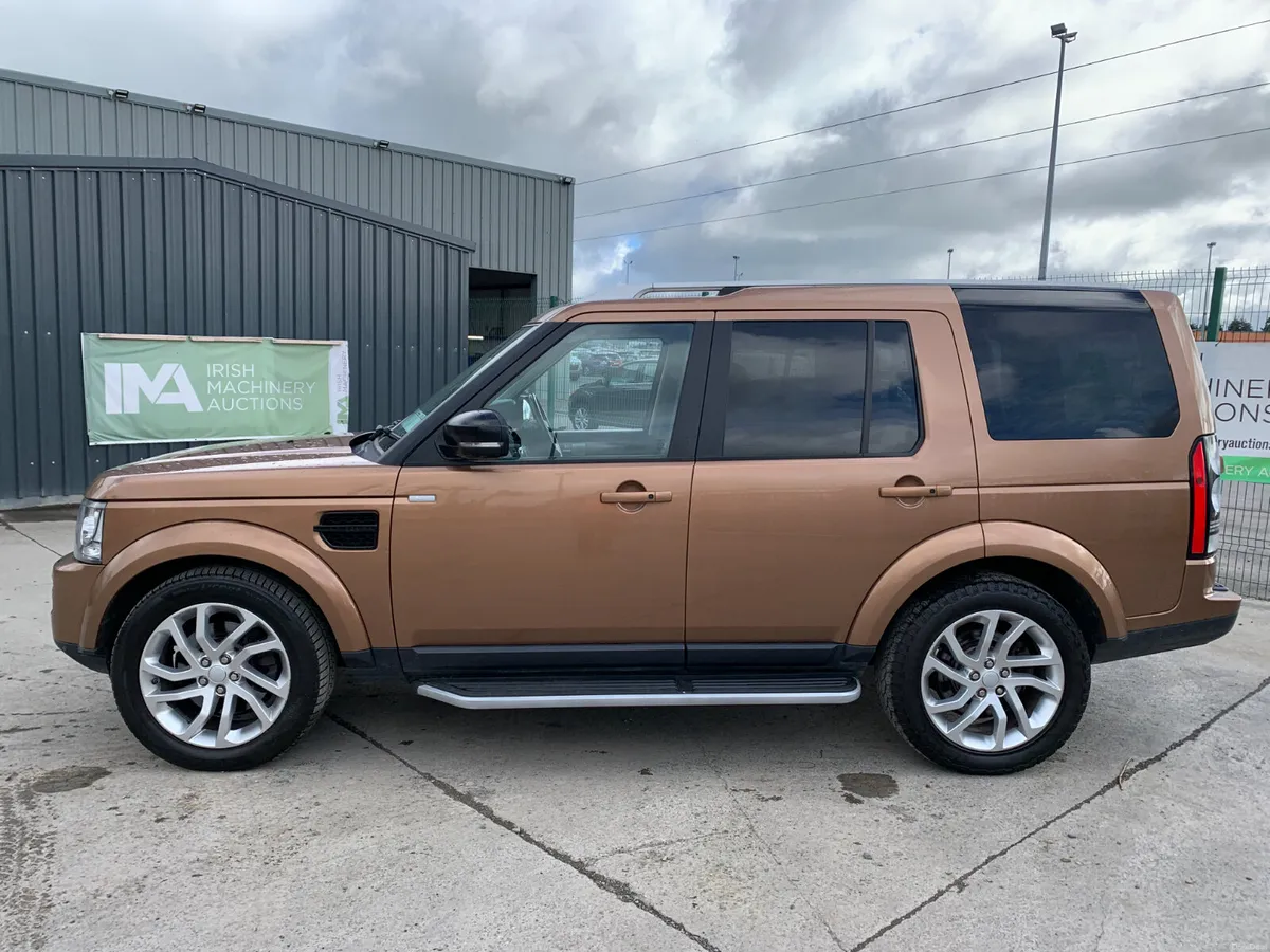 2016 LANDROVER DISCOVERY LANDMARK FOR AUCTION - Image 2