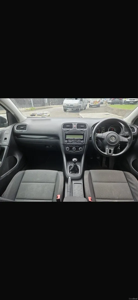 Car - Image 4