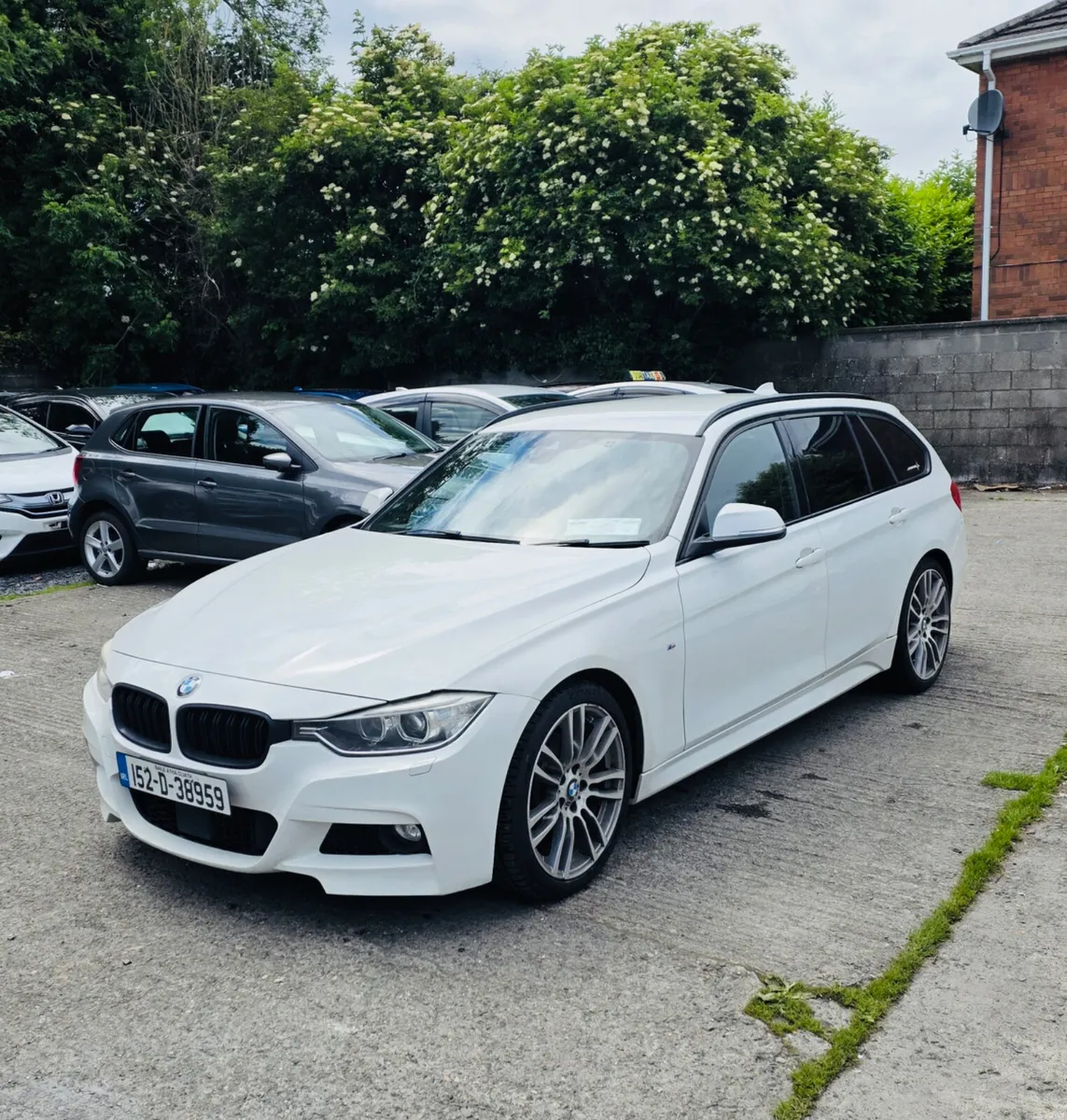 BMW 320D M-Sport 2015 touring - Image 4