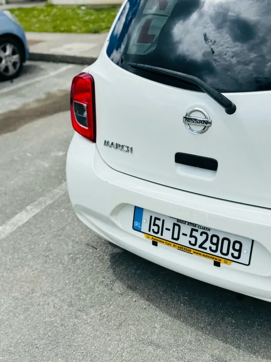 Nissan march automatic 2015 fresh NCT €4999 - Image 4