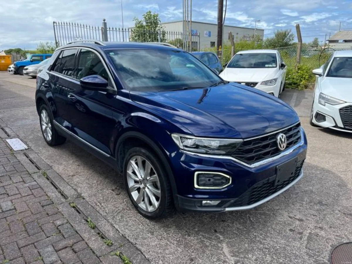 Volkswagen T-Roc 2.0 - Image 2