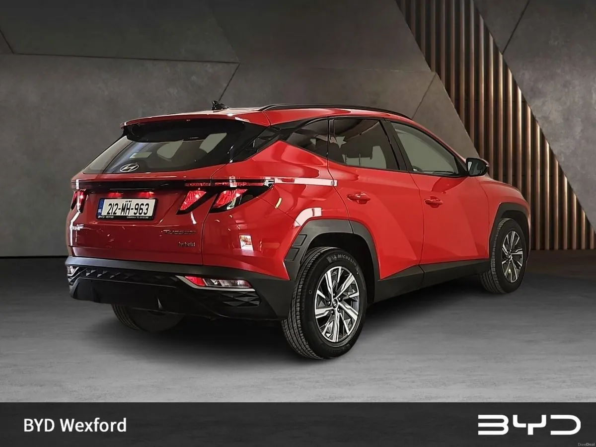 Hyundai Tucson 2WD Executive HEV Auto - Image 4