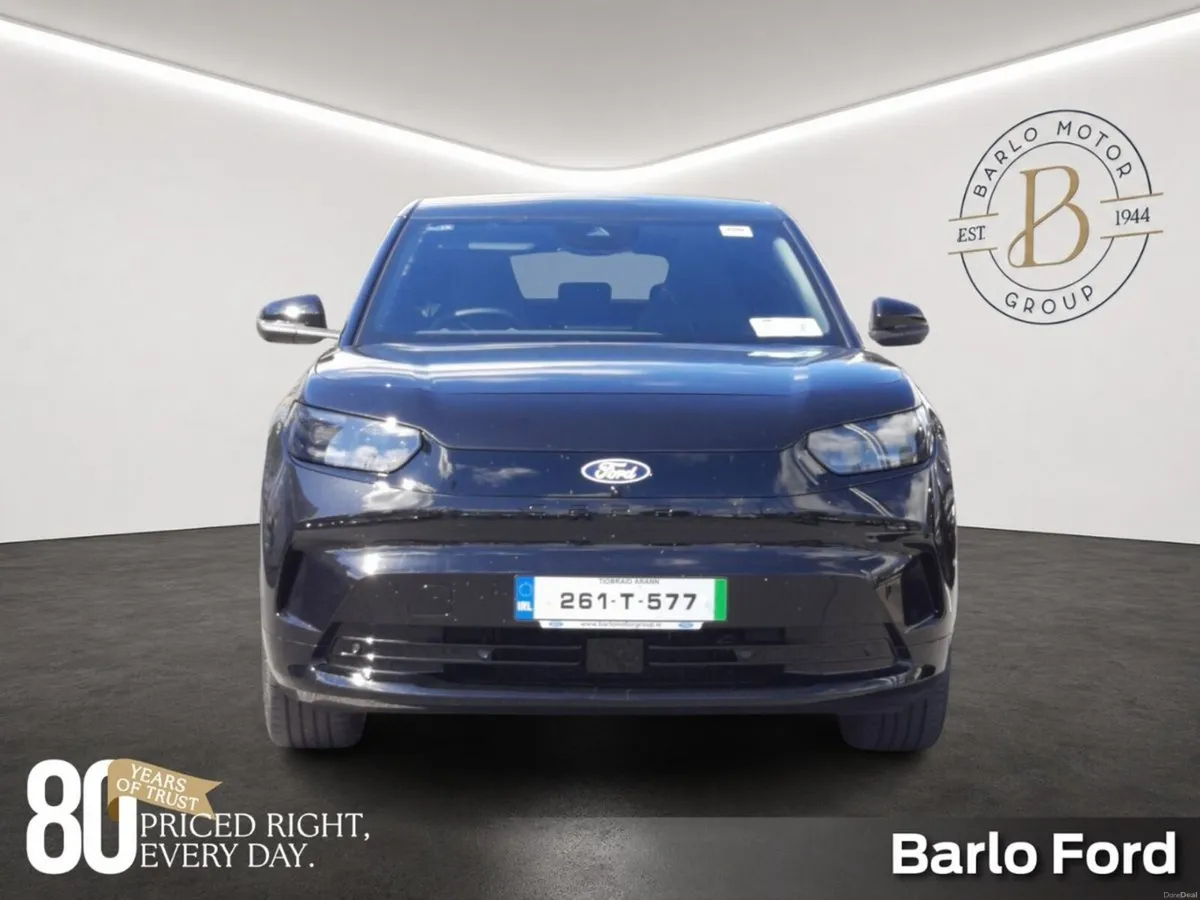 Ford Capri Premium 77kWh Ext Range Drivers Assist - Image 4