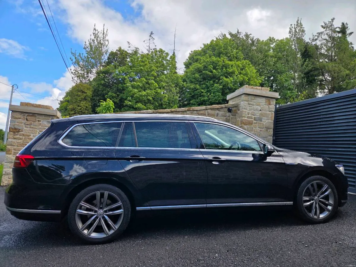2018 VOLKSWAGEN PASSAT GTE HIGHLINE - Image 4