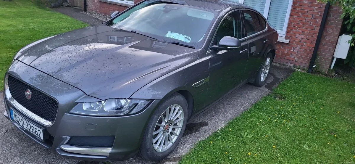Jaguar XF 2016 - Image 4
