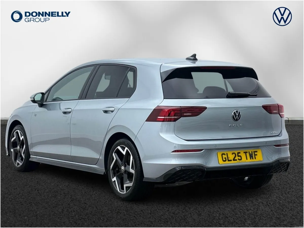 Volkswagen Golf Hatchback R-Line - Image 3