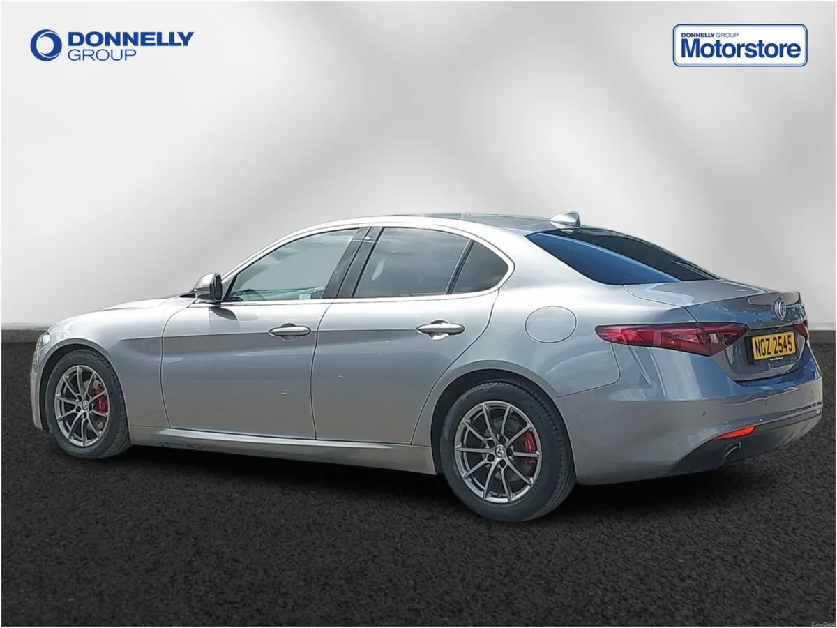 Alfa Romeo Giulia Diesel Saloon Tecnica - Image 2