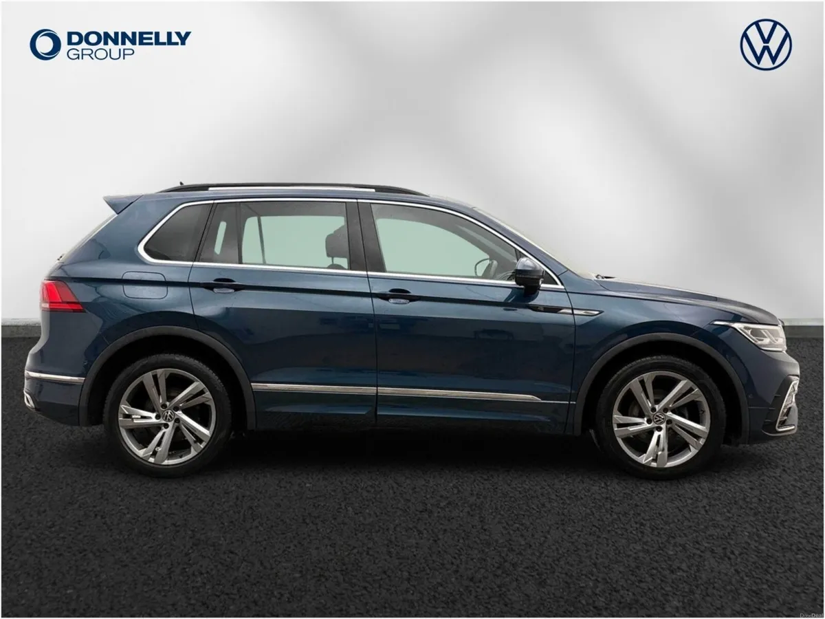 Volkswagen Tiguan Estate Special Edition R-Line Ed - Image 4