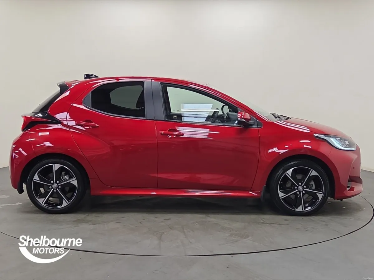 Toyota Yaris Hatchback Excel - Image 3