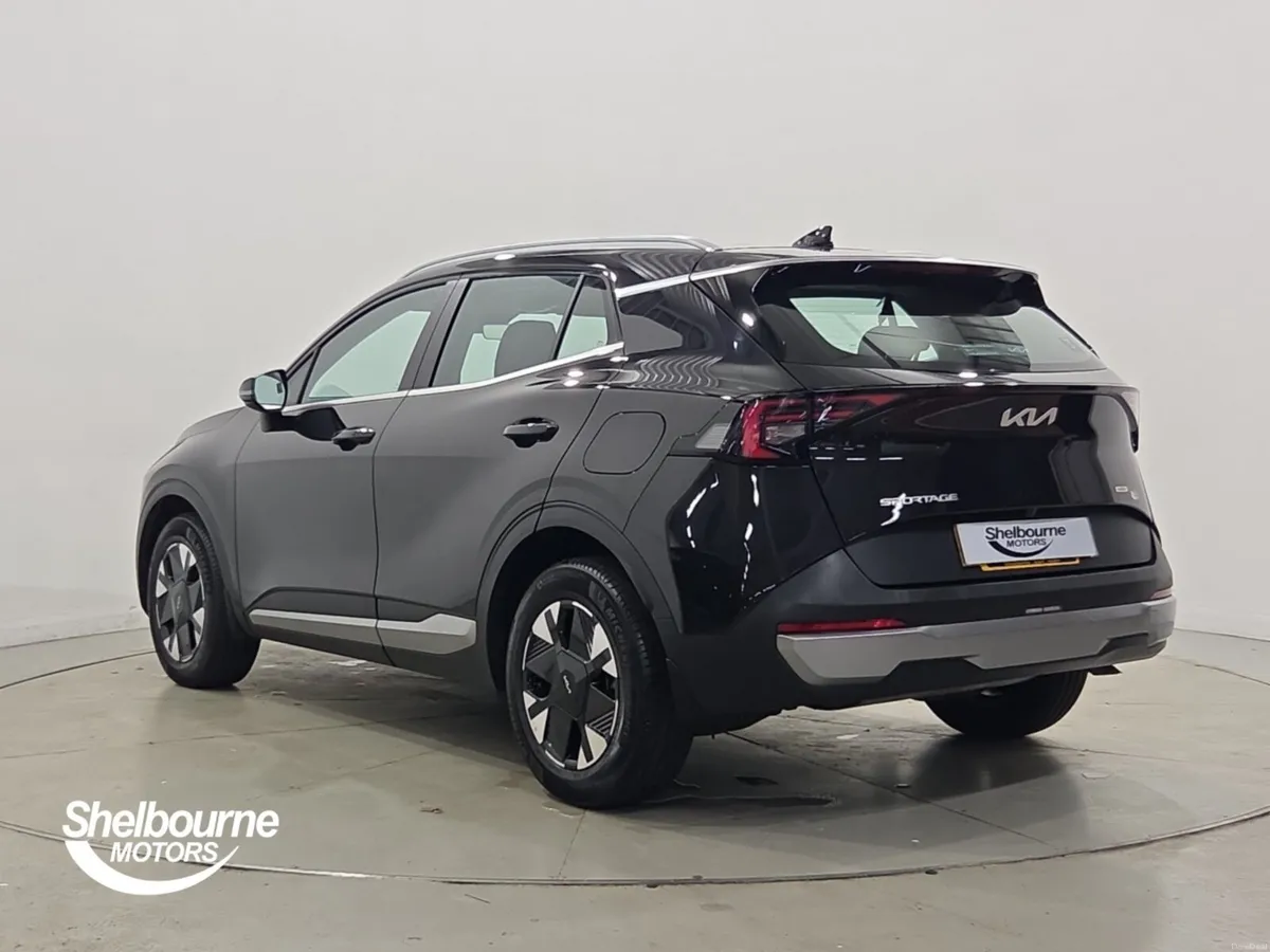 Kia Sportage Estate Pure - Image 2