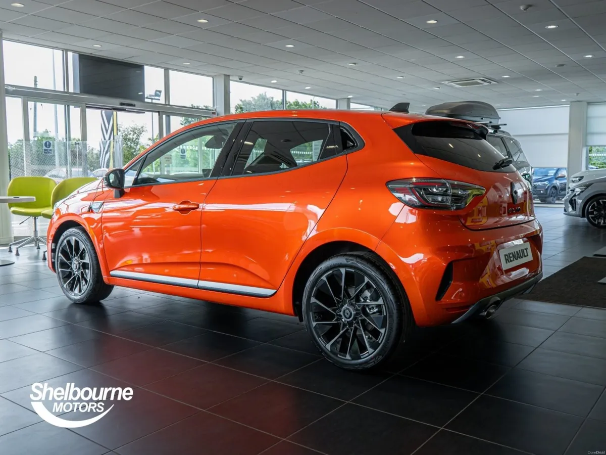 Renault Clio Hatchback Techno Esprit Alpine - Image 3