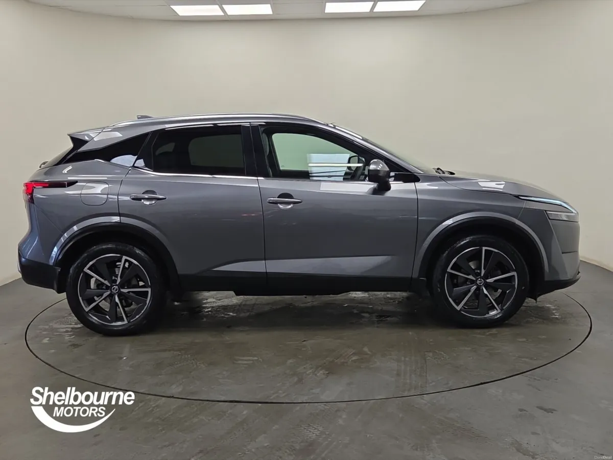 Nissan Qashqai Hatchback Tekna - Image 3