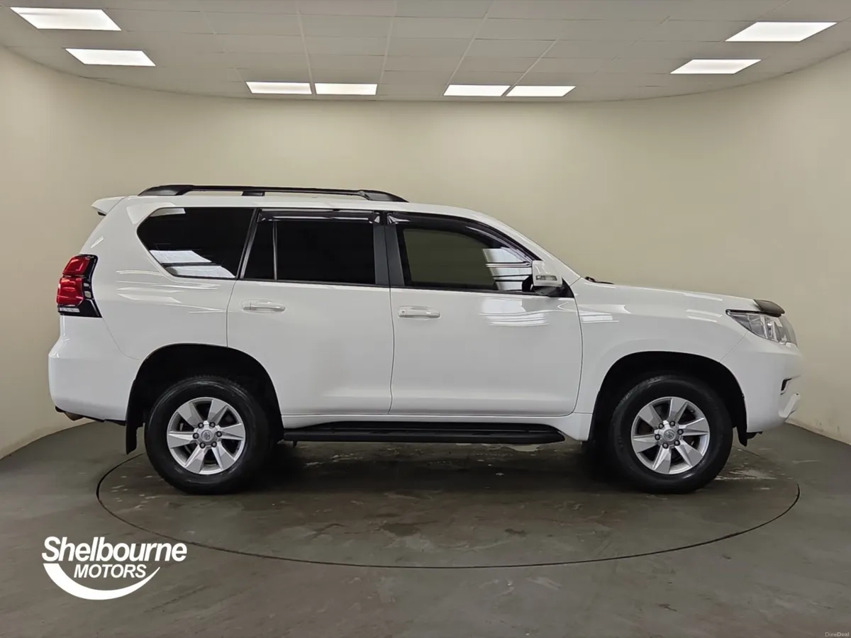 Toyota Land Cruiser Diesel Sw Active - Image 3