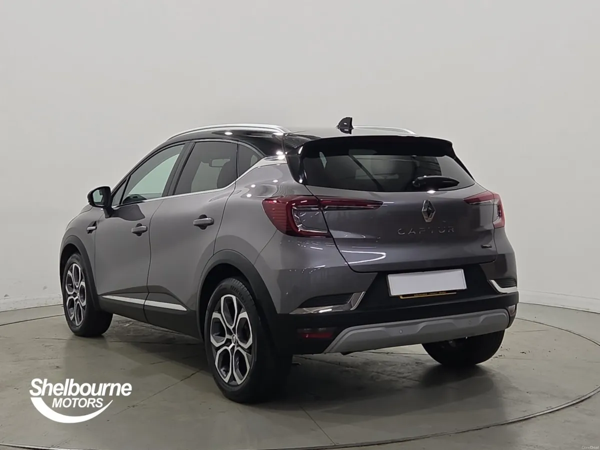 Renault Captur Hatchback Techno - Image 2