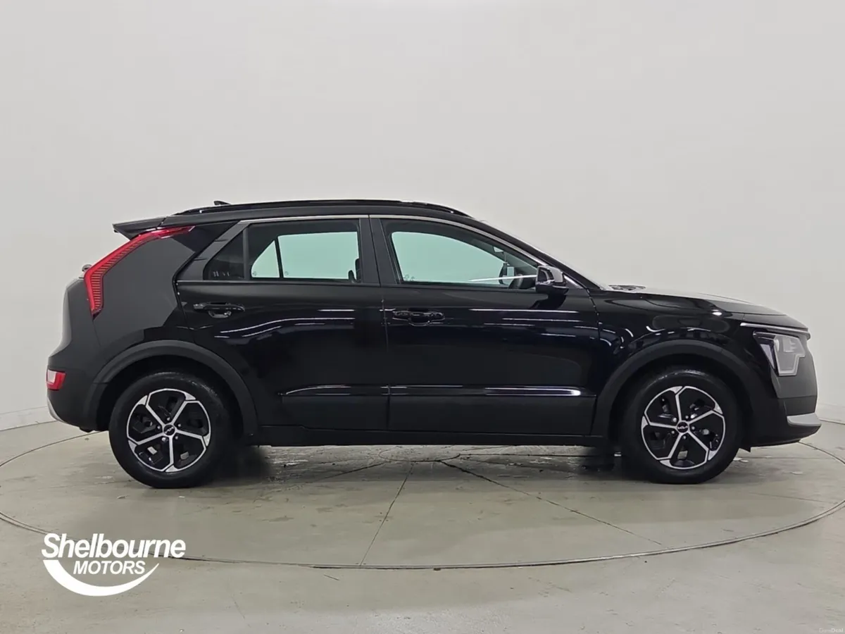 Kia Niro Estate 2 - Image 3