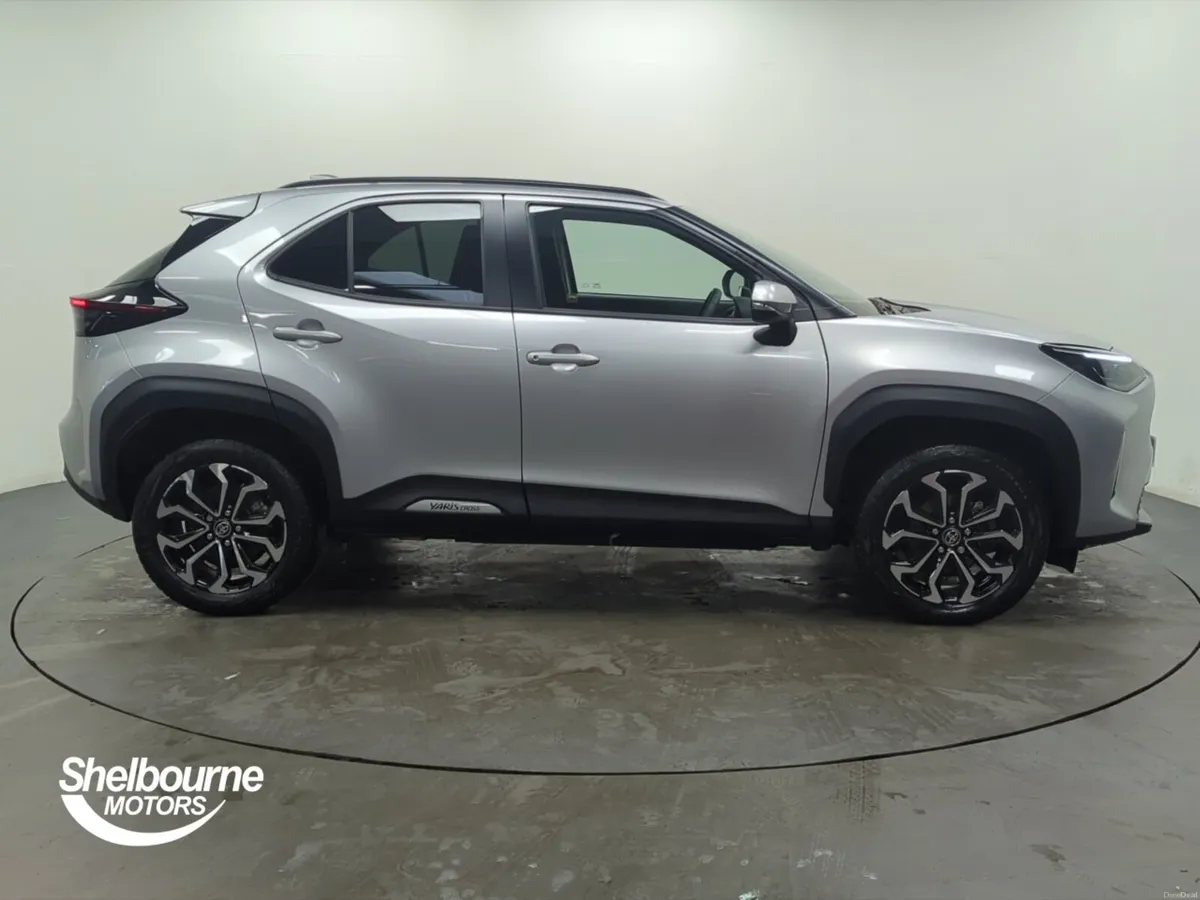 Toyota Yaris Cross Estate Design - Image 3