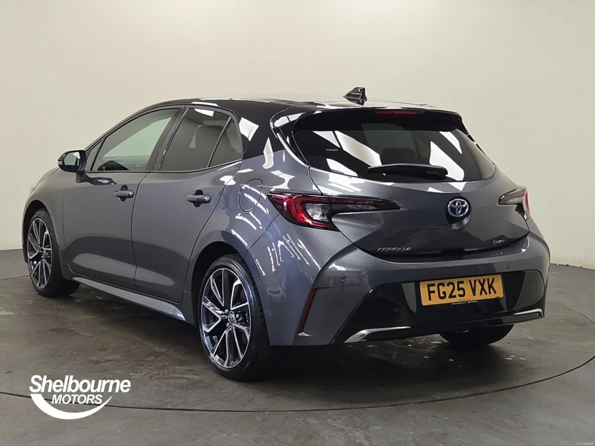 Toyota Corolla Hatchback Excel - Image 2