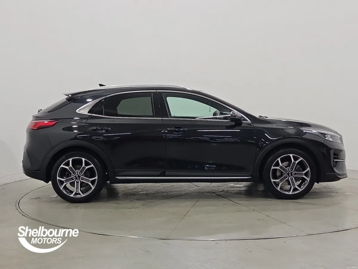 Kia XCeed Hatchback Special Edition First Edition - Image 3