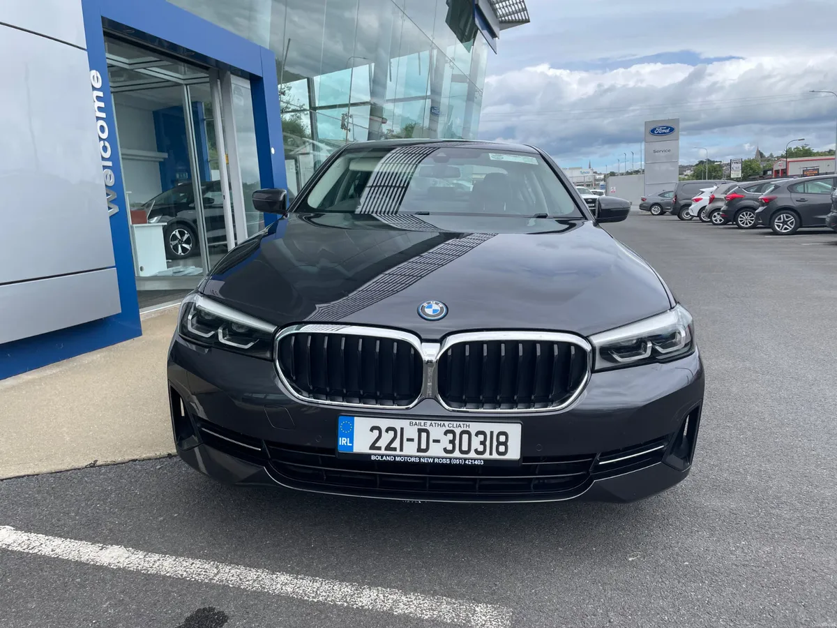 BMW 5-Series 530e 2.0 Petrol Plug in Hybrid - Image 4
