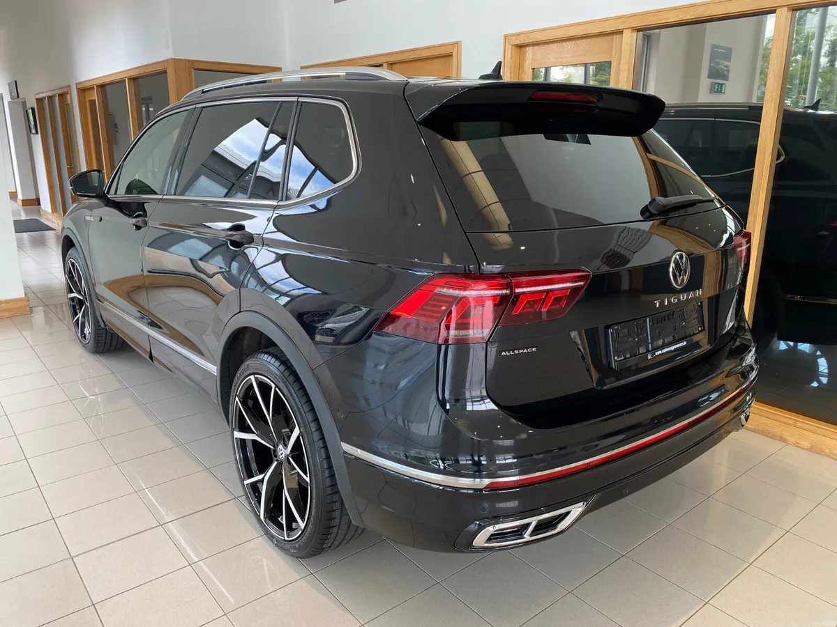 Volkswagen Tiguan 2024  R-LINE 2.0TDI DSG 7seats - Image 4