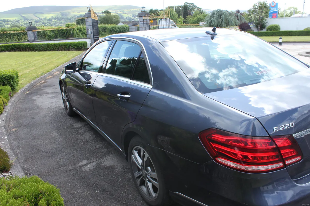 Mercedes E220D 2.1L AUTO, 2016 - Image 4