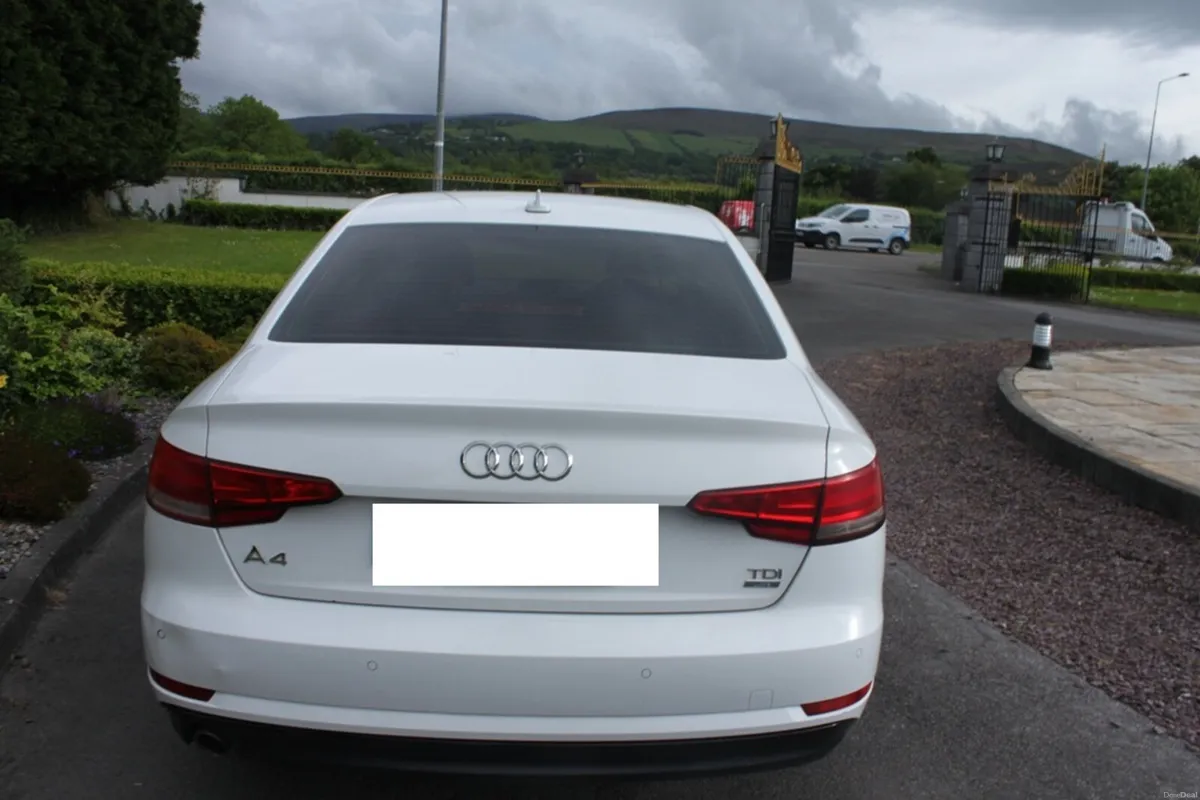 Audi A4 2.0 TDI SE ULTRA,  2018 - Image 2