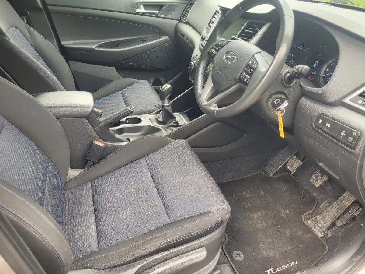 Hyundai Tucson SE NAV 1.7 CRDI 6SPEED BL/DR  *NCT - Image 3