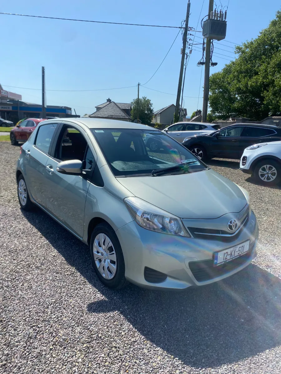 Toyota Yaris 2012 - Image 1
