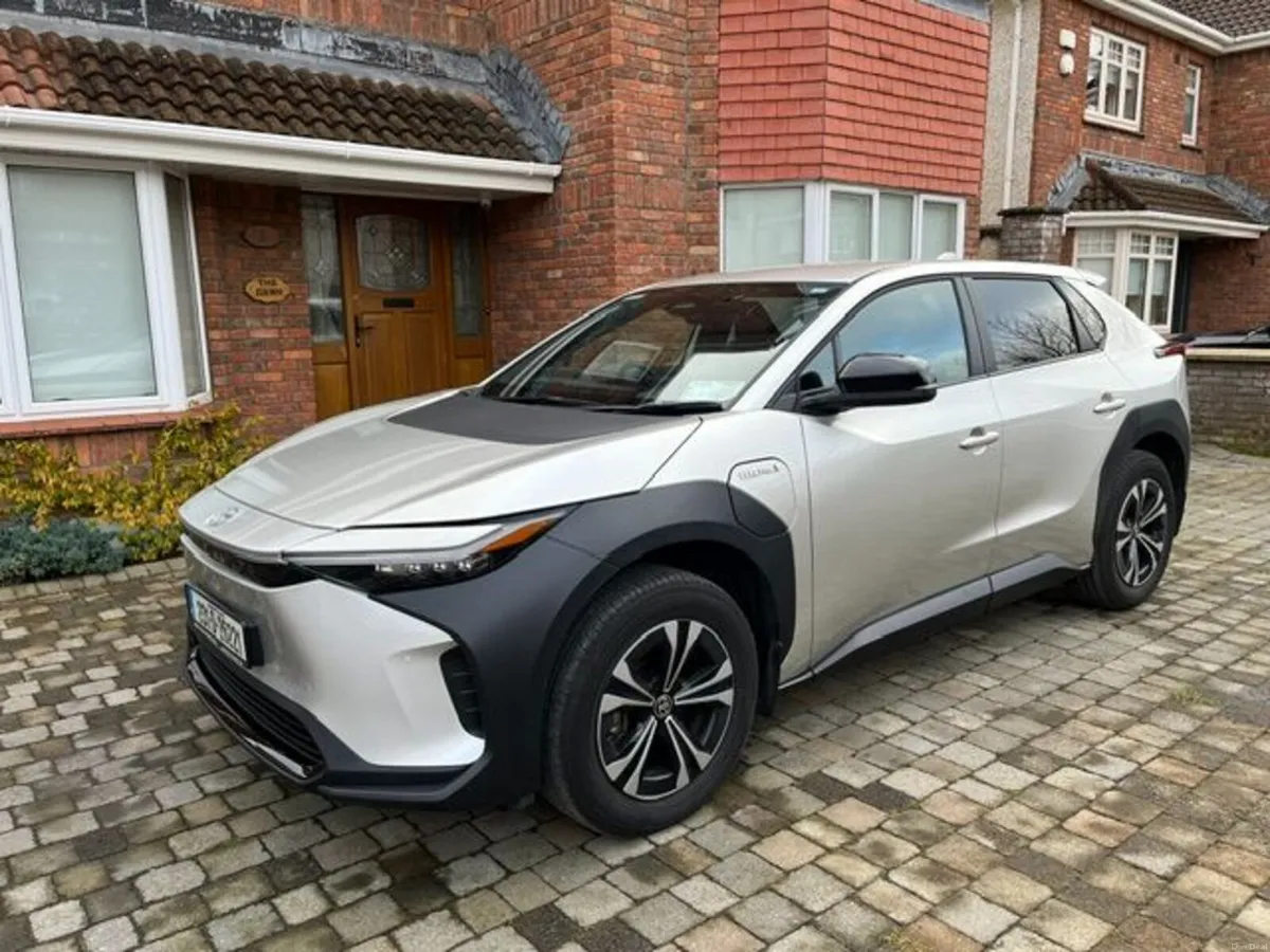Toyota bZ4X 2023 - Image 1