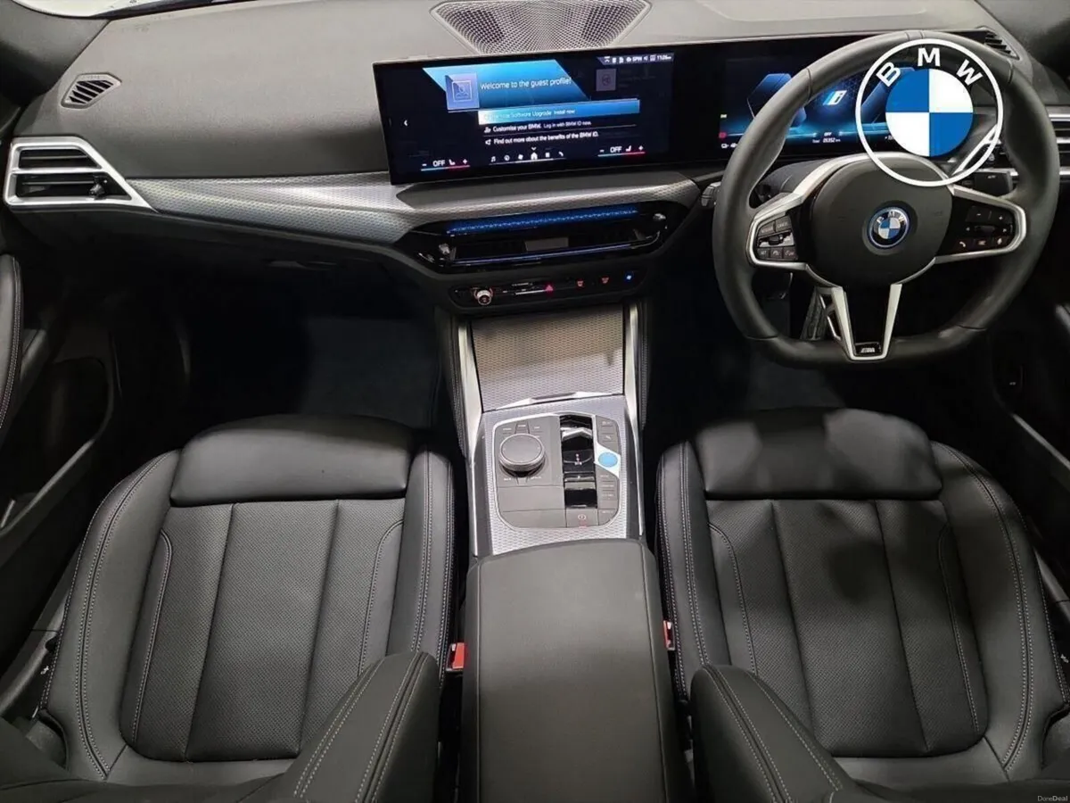 BMW i4 eDrive35 M Sport - Image 4
