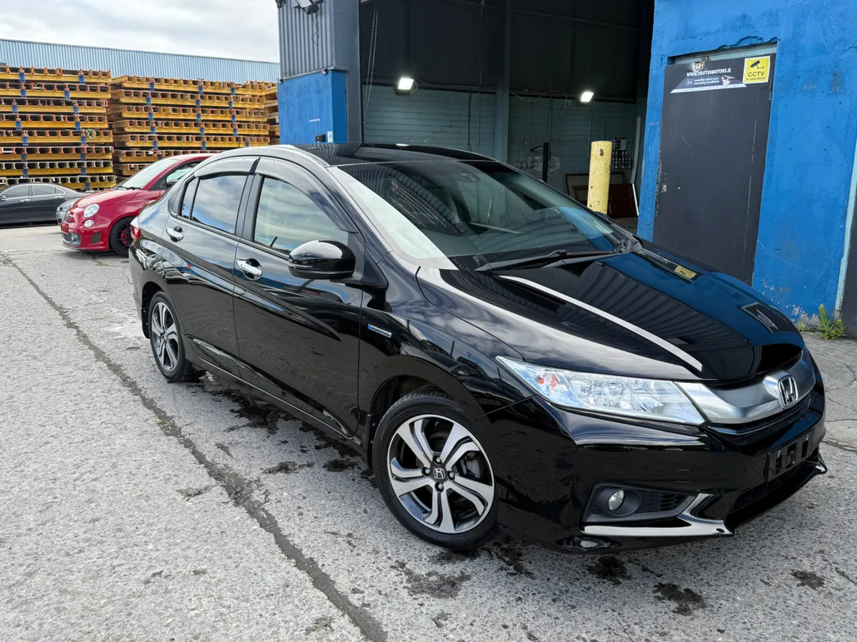 2015 HONDA GRACE HYBRID AUTOMATIC - Image 6