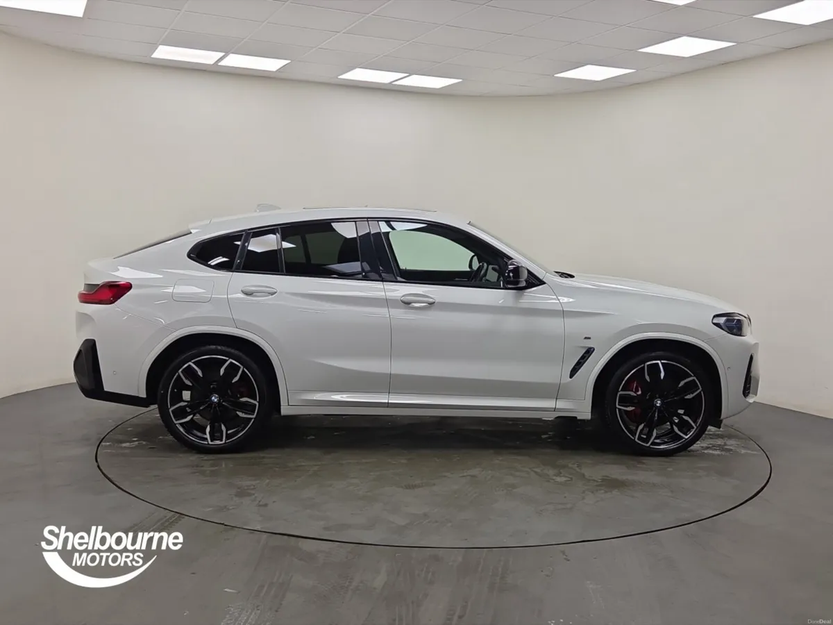 BMW X4 M40D MHEV - Image 3