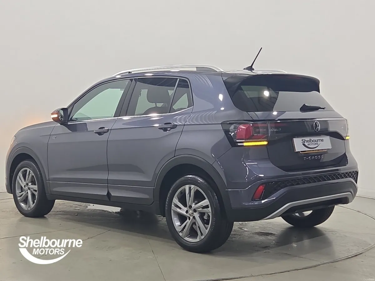 Volkswagen T-cross R-LINE TSI - Image 2