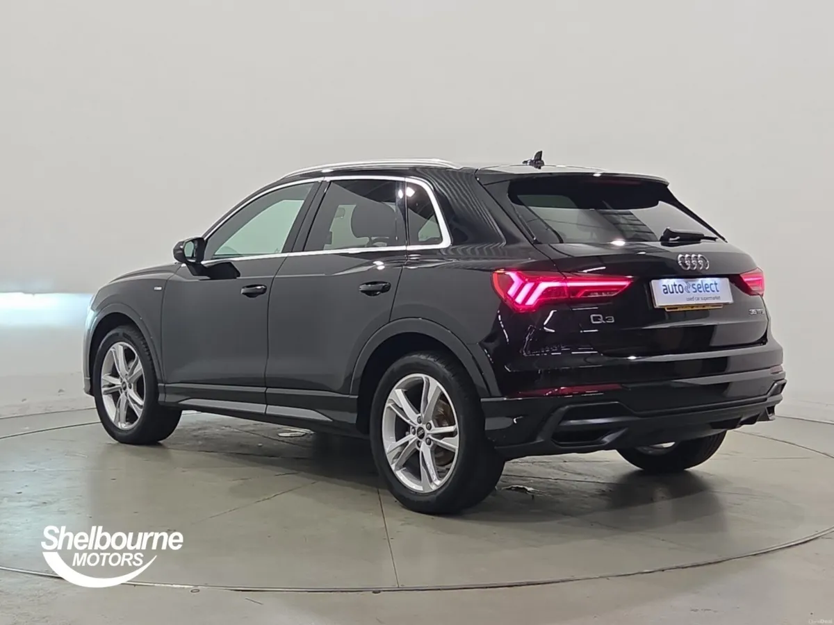 Audi Q3 TFSI S LINE - Image 2