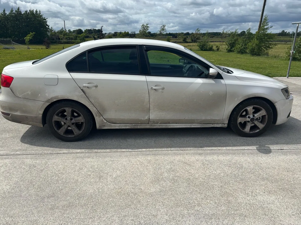 VW Jetta - Image 2