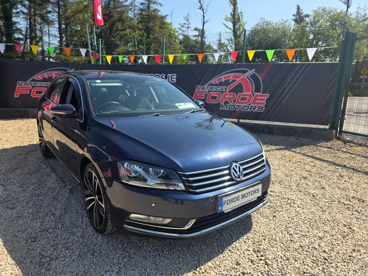Volkswagen Passat 2013 - Image 1