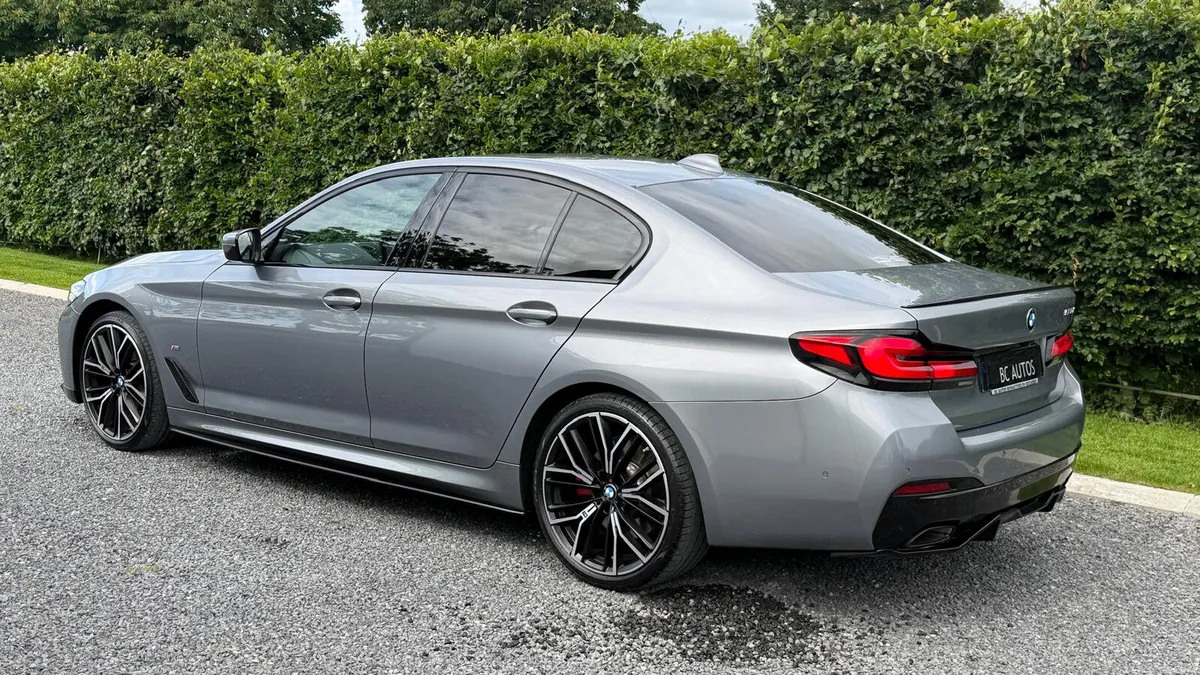 2022 BMW 520d M Sport MHEV - Image 6