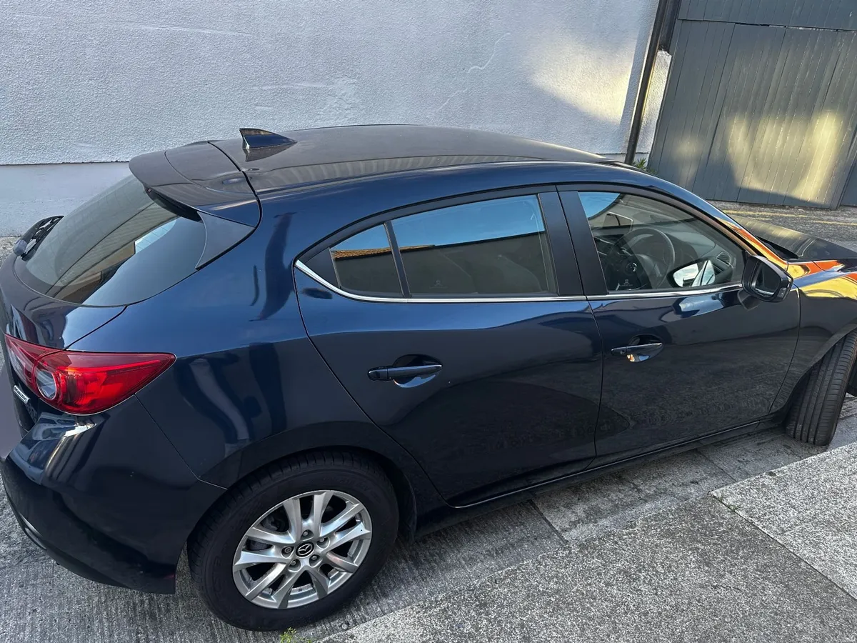 Mazda3  1.5 P EXECUTIVE SE ONLY 70054KM - Image 3