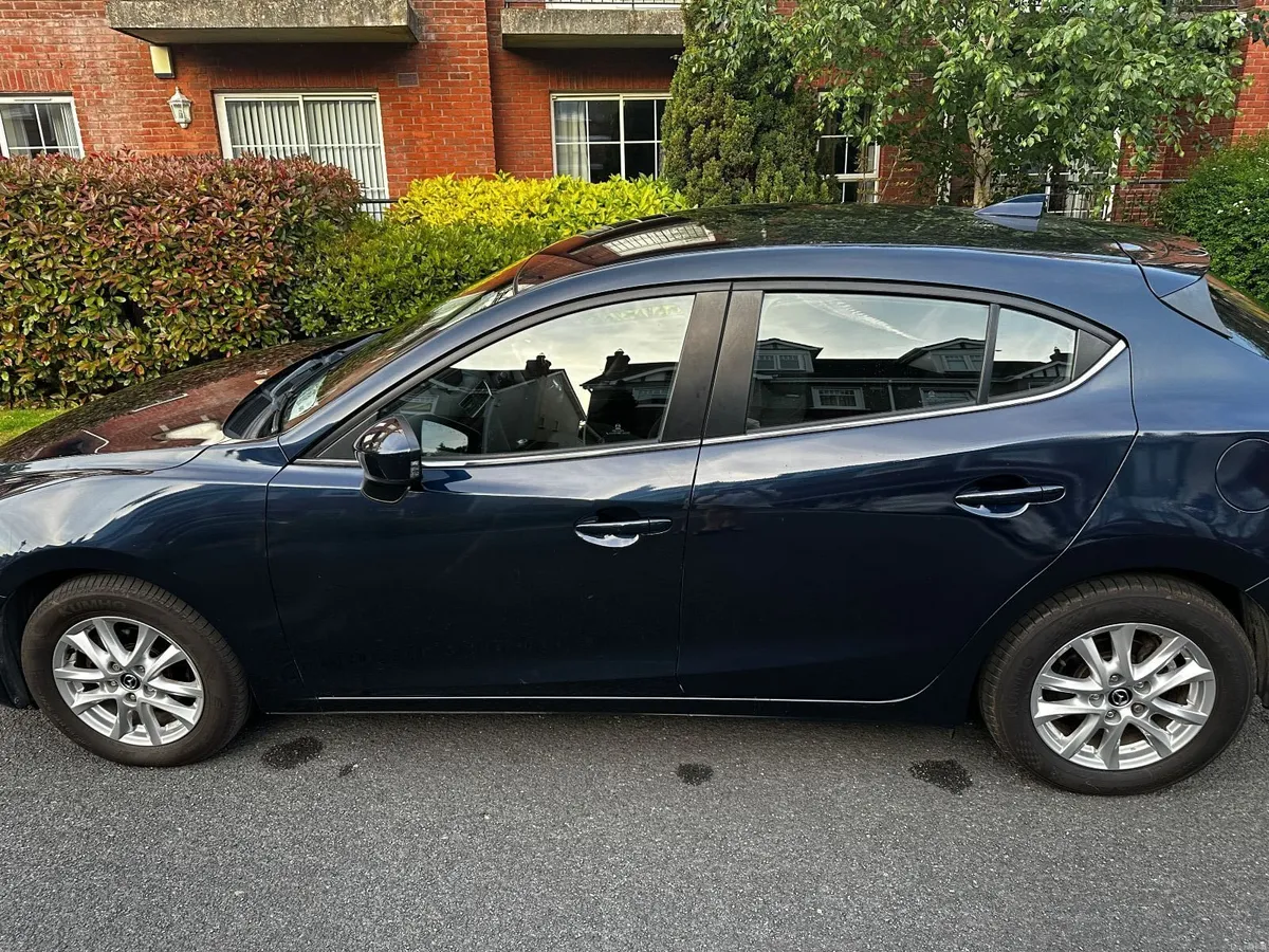 Mazda3  1.5 P EXECUTIVE SE ONLY 70054KM - Image 4