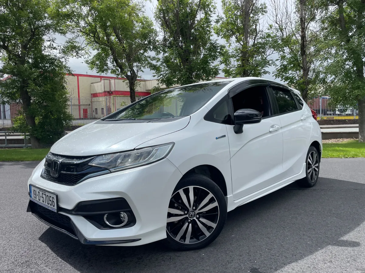 PETROL HYBRID - BLUETOOTH STREAMING - NEW NCT - - Image 4